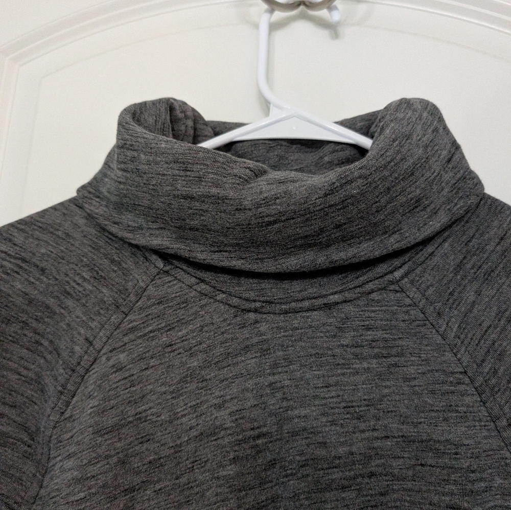 Lululemon Size 8, To You Tunic,‎ Sweater, Charcoal Gray, Mock Neck, Athleisure - Picture 3 of 5